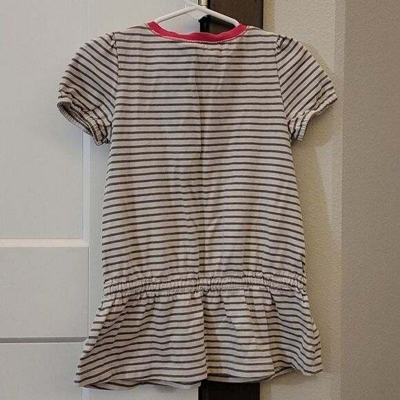 5/$20 ❤️ Girl's Tunic Top Size 4 - Picture 4 of 4